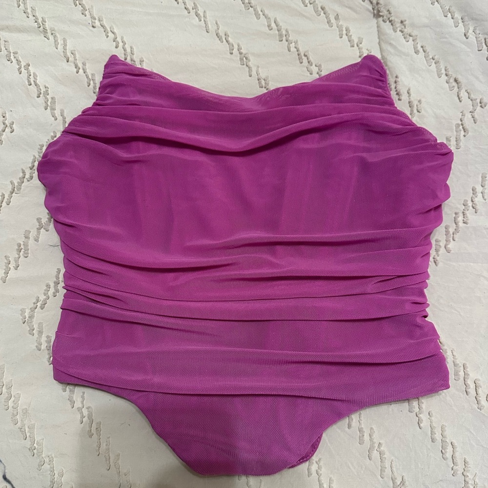 Forever 21 Fuchsia Ruched Strapless Crop Top